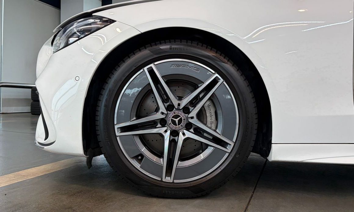 Mercedes-Benz C-Class C200 AMG Line, 2025