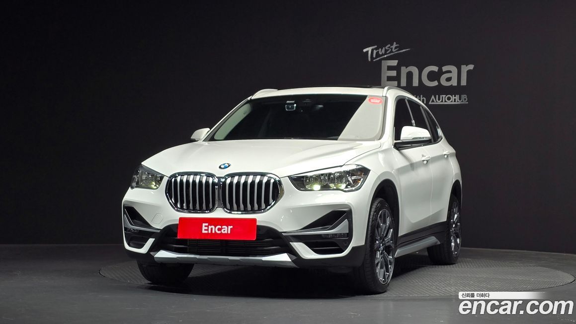 BMW X1 xDrive 20i xLine, 2022