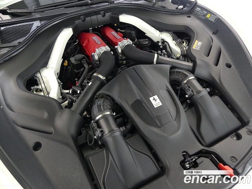 Ferrari Roma 3.9 Spider, 2024