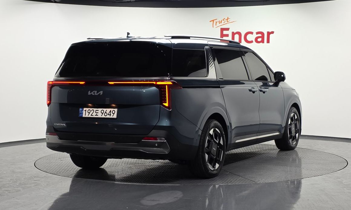Kia Carnival 9-Seater Noblesse, 2025