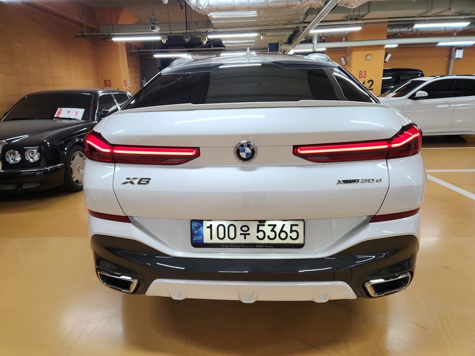 BMW X6 xDrive30d M Sport, 2022