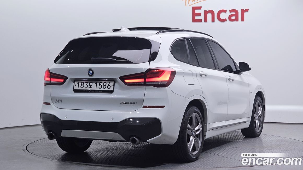 BMW X1 xDrive 20i M Sport, 2022