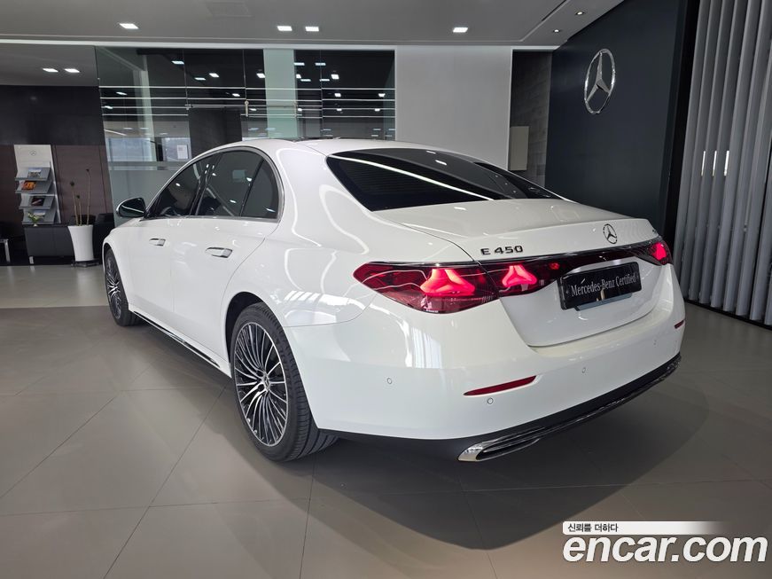 Mercedes-Benz E-Class E450 4MATIC, 2024