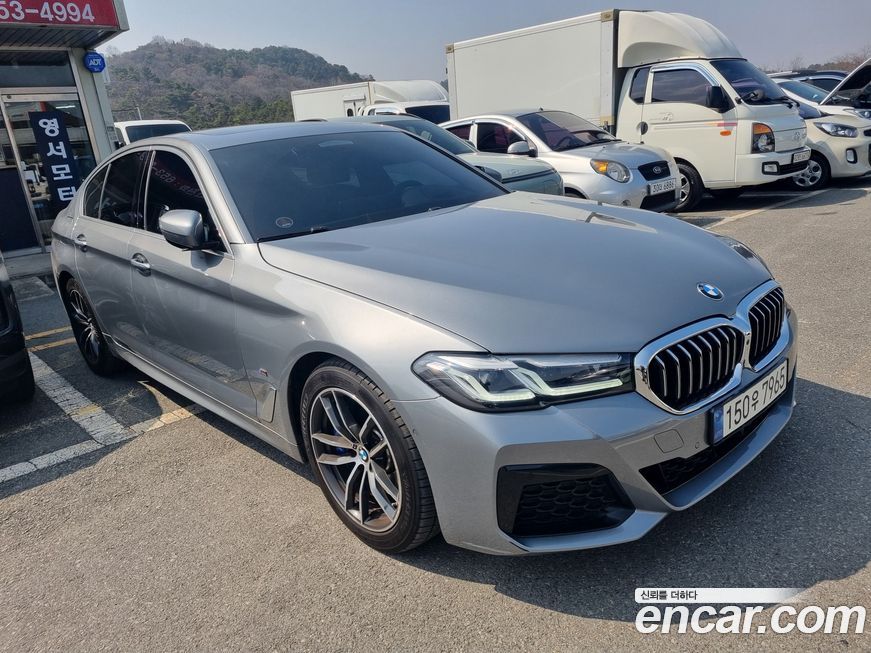 BMW 5-Series 520i M Sport, 2023