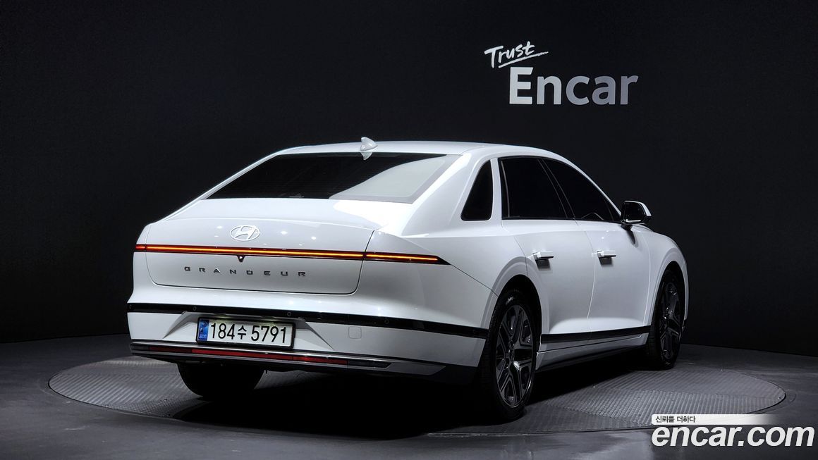 Hyundai Grandeur 2,5 Gasoline 2WD, 2025