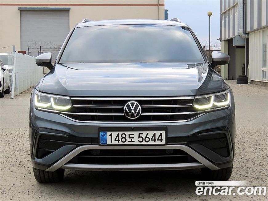 Volkswagen Tiguan 2.0 TSI Prestige, 2023