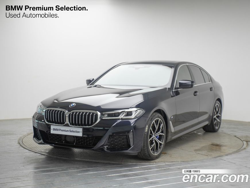 BMW 5-Series 530i M Sport Package, 2023
