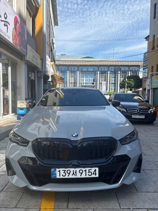 BMW 5-Series 530i xDrive M Sport, 2024