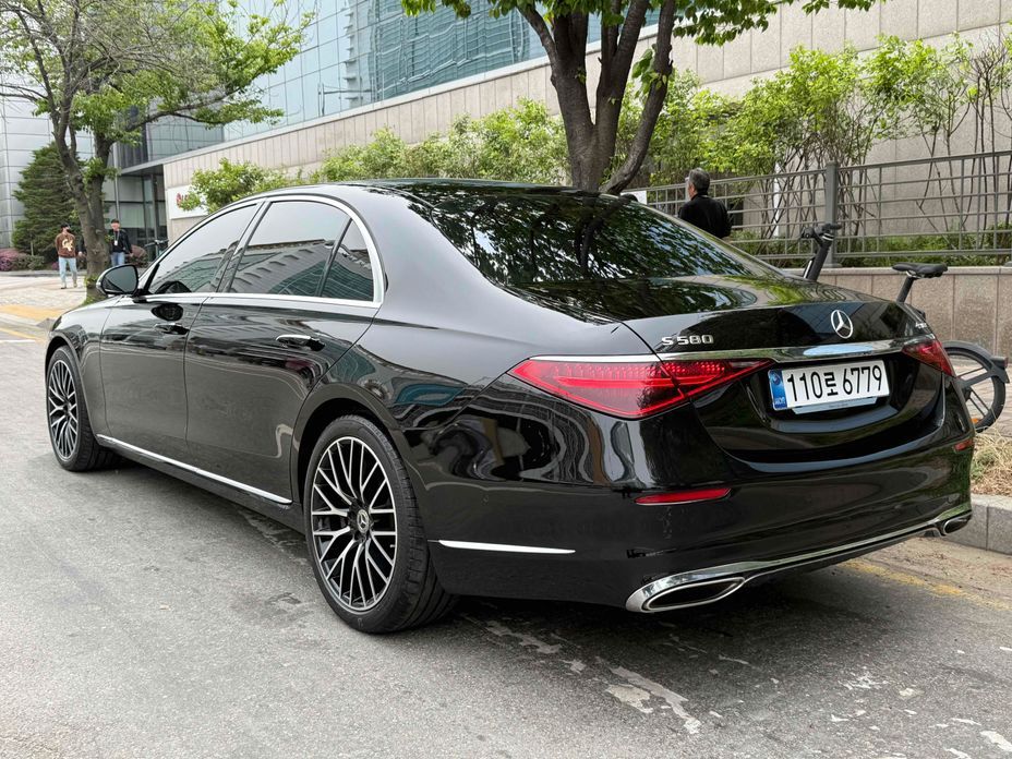 Mercedes-Benz S-Class S580L 4MATIC, 2025