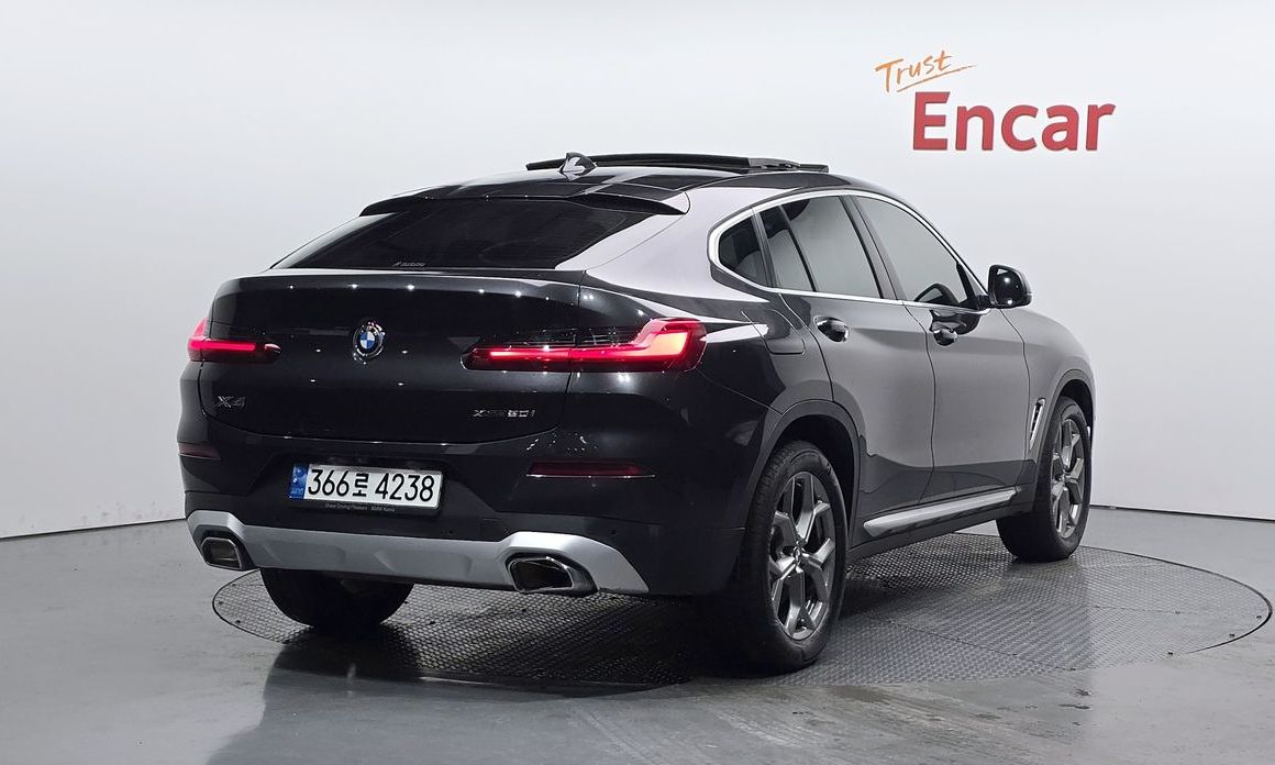 BMW X4 xDrive20i xLine, 2023