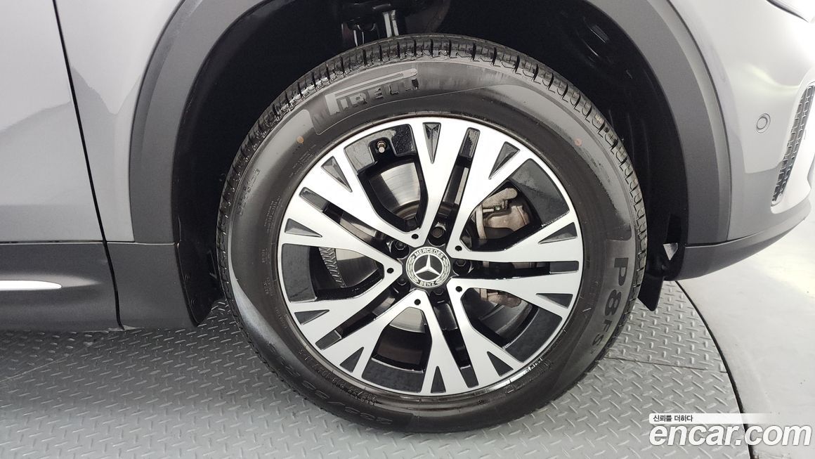 Mercedes-Benz GLB-Class GLB200 d, 2024