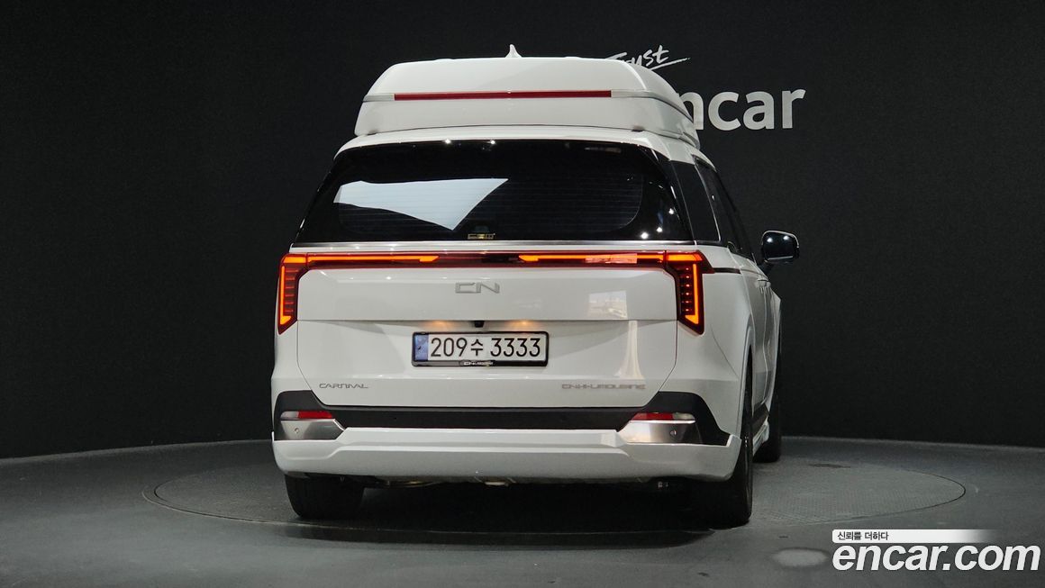 Kia Carnival 9-Seater Hi Limousine (Special Vehicle), 2024