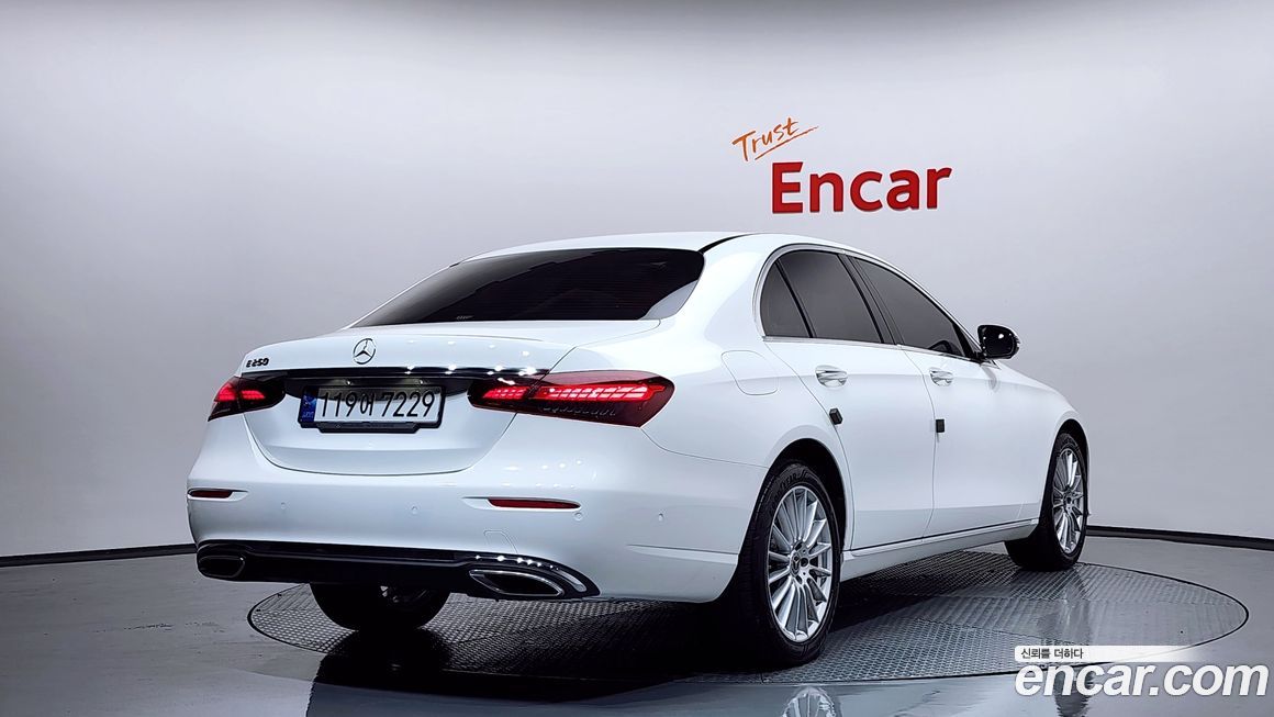 Mercedes-Benz E-Class E250 Exclusive, 2023