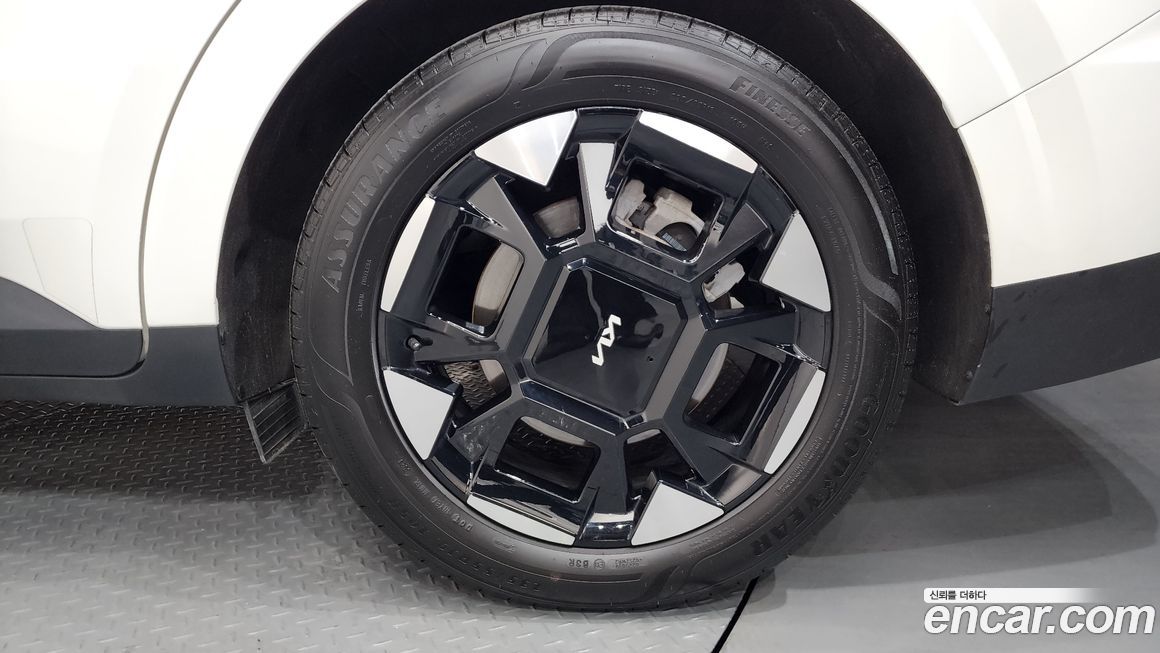 Kia Carnival 9-Seater Noblesse, 2025