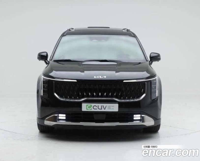 Kia Carnival 9-Seater Signature, 2024