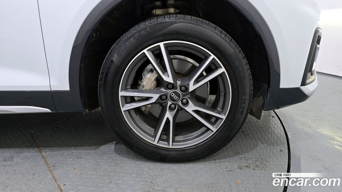 Audi Q5 45 TFSI Quattro, 2022