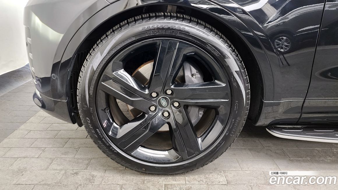 Land Rover Discovery P360 Dynamic HSE, 2024