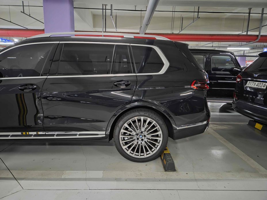 BMW X7 xDrive 40i Design Pure Excellence 7-Seater, 2026