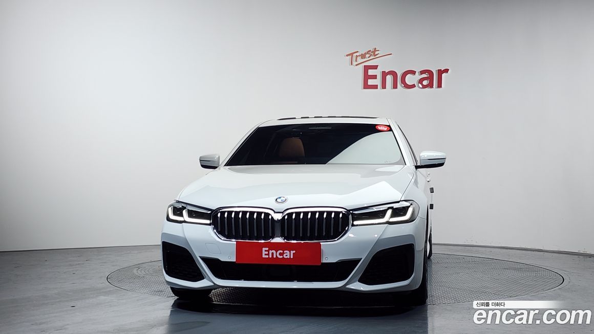 BMW 5-Series 520i M Sport, 2022
