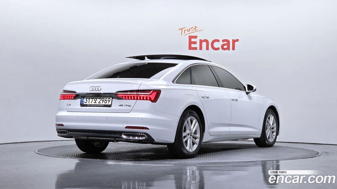 Audi A6 45 TFSI, 2023