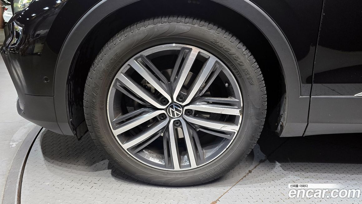 Volkswagen Tiguan 2.0 TDI Prestige, 2023