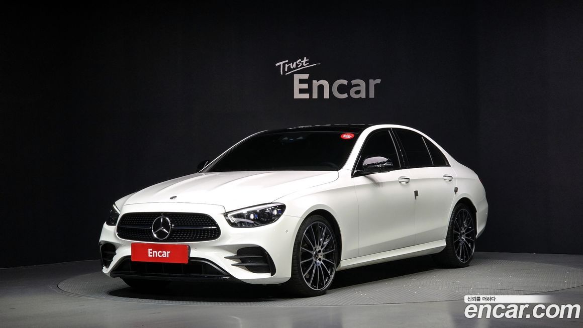 Mercedes-Benz E-Class E350 4MATIC AMG Line, 2023
