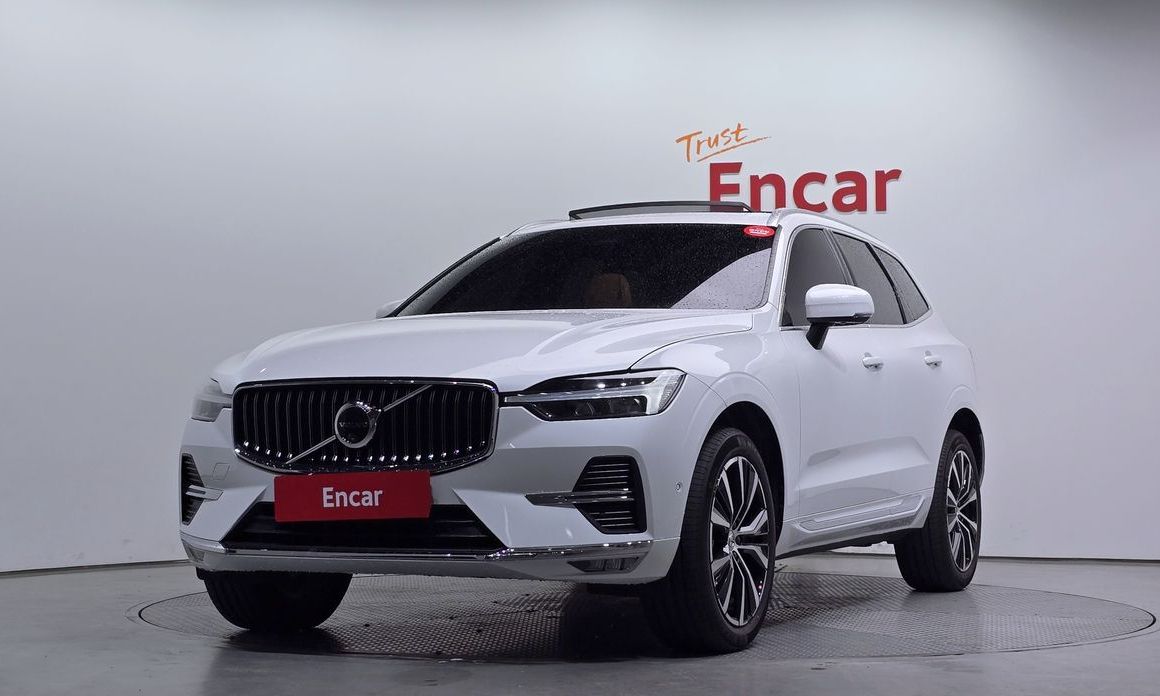 Volvo XC60 B6 Ultimate Bright, 2024