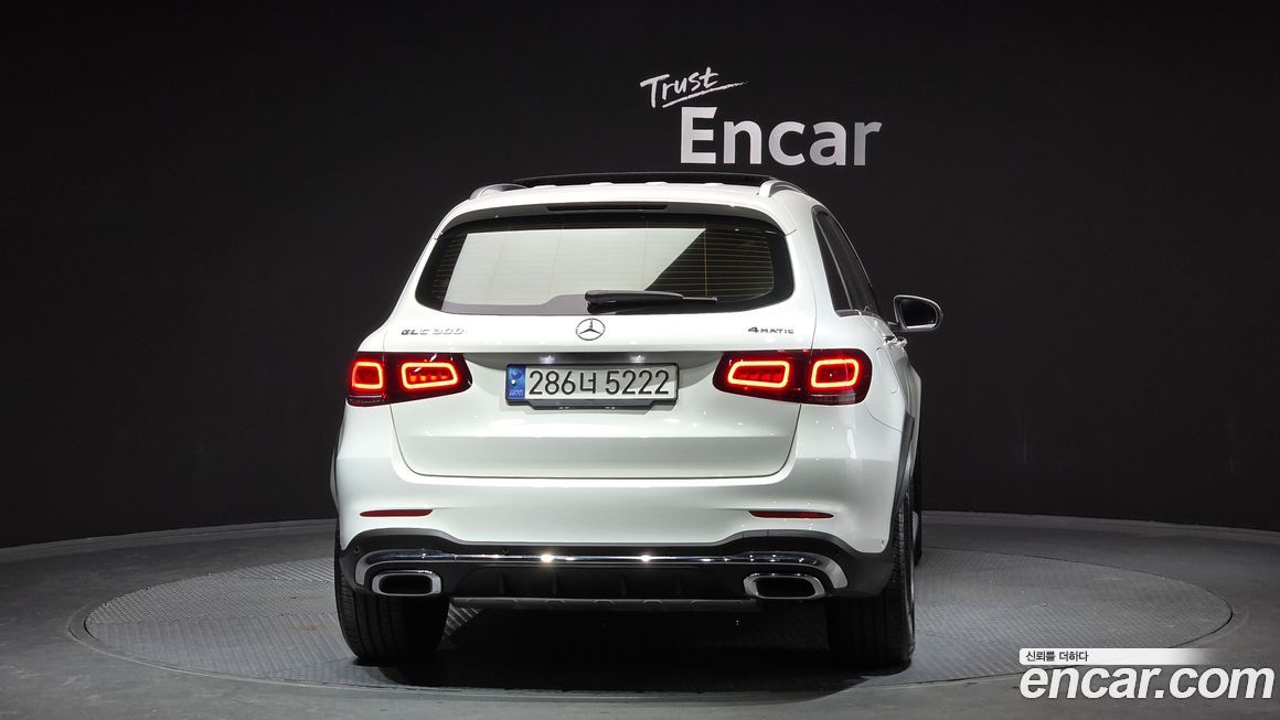 Mercedes-Benz GLC-Class GLC300 4MATIC, 2022