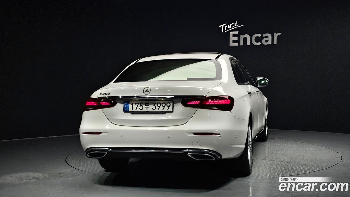 Mercedes-Benz E-Class E250 Exclusive, 2022