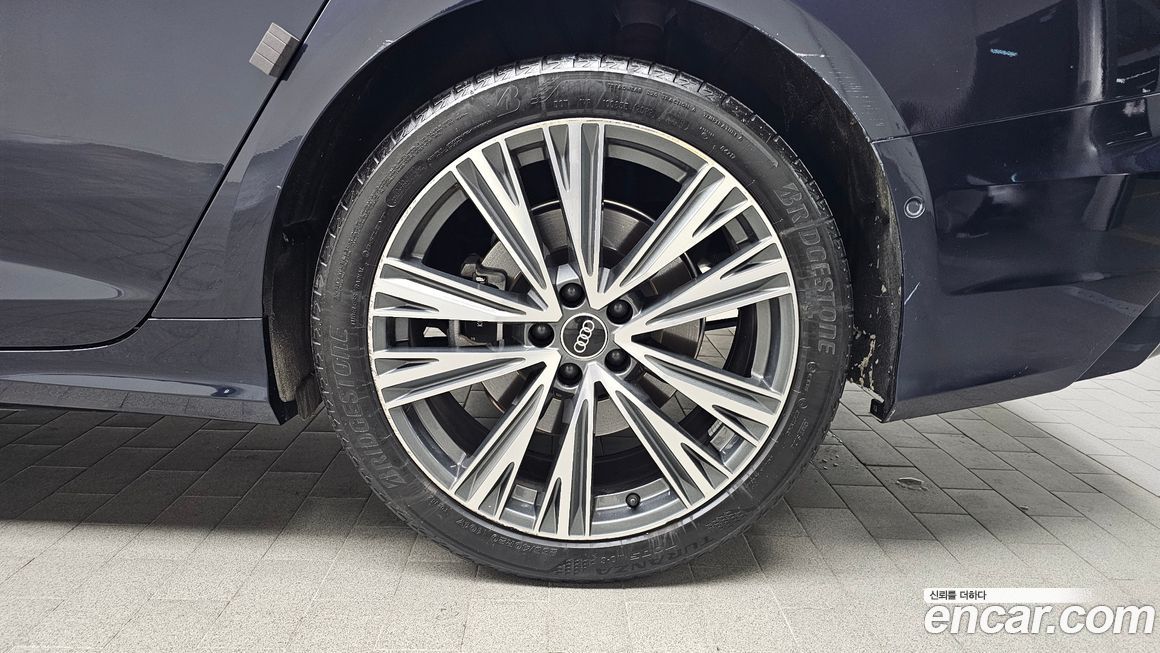 Audi A6 45 TFSI Quattro Premium, 2023