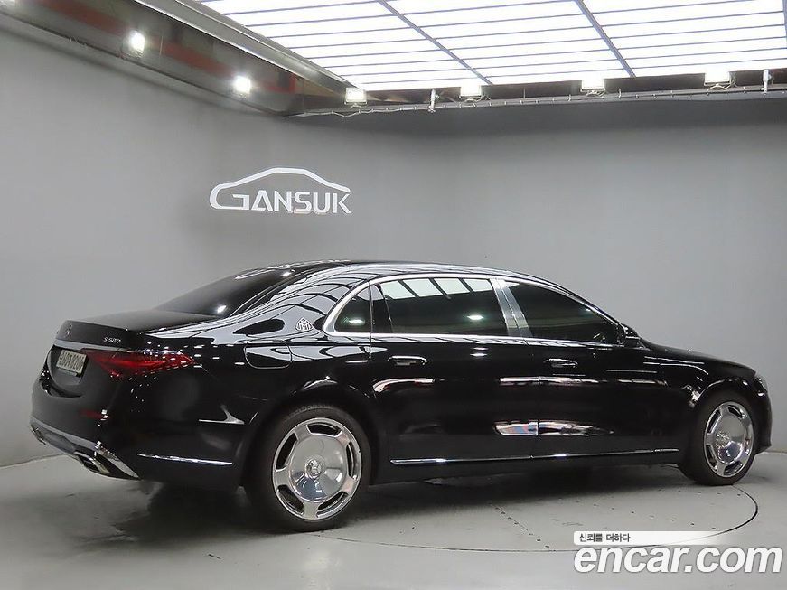 Mercedes-Benz S-Class Maybach S580 4MATIC, 2024