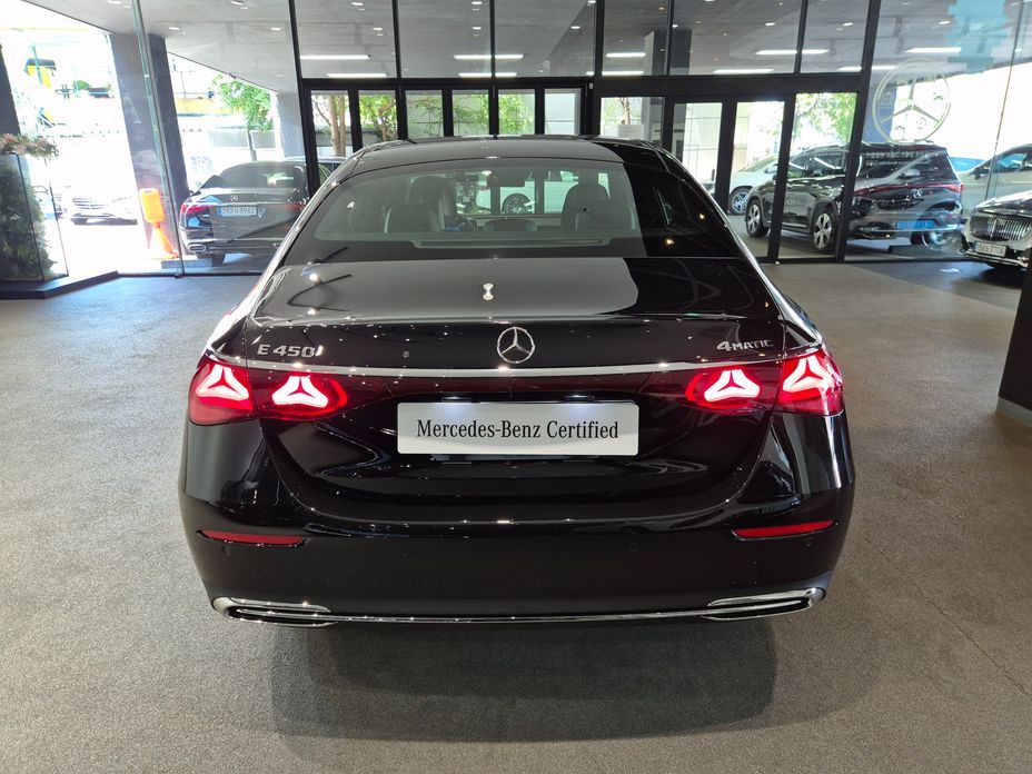 Mercedes-Benz E-Class E450 4MATIC Exclusive, 2025