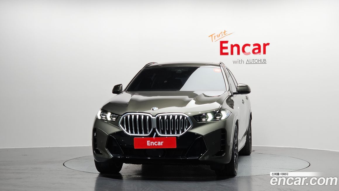 BMW X6 xDrive40i M Sport, 2025