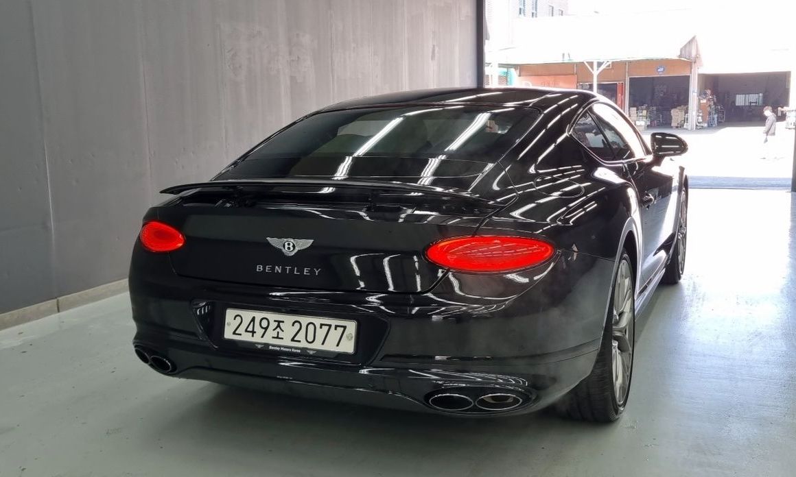 Bentley Continental 4.0 GTS, 2024