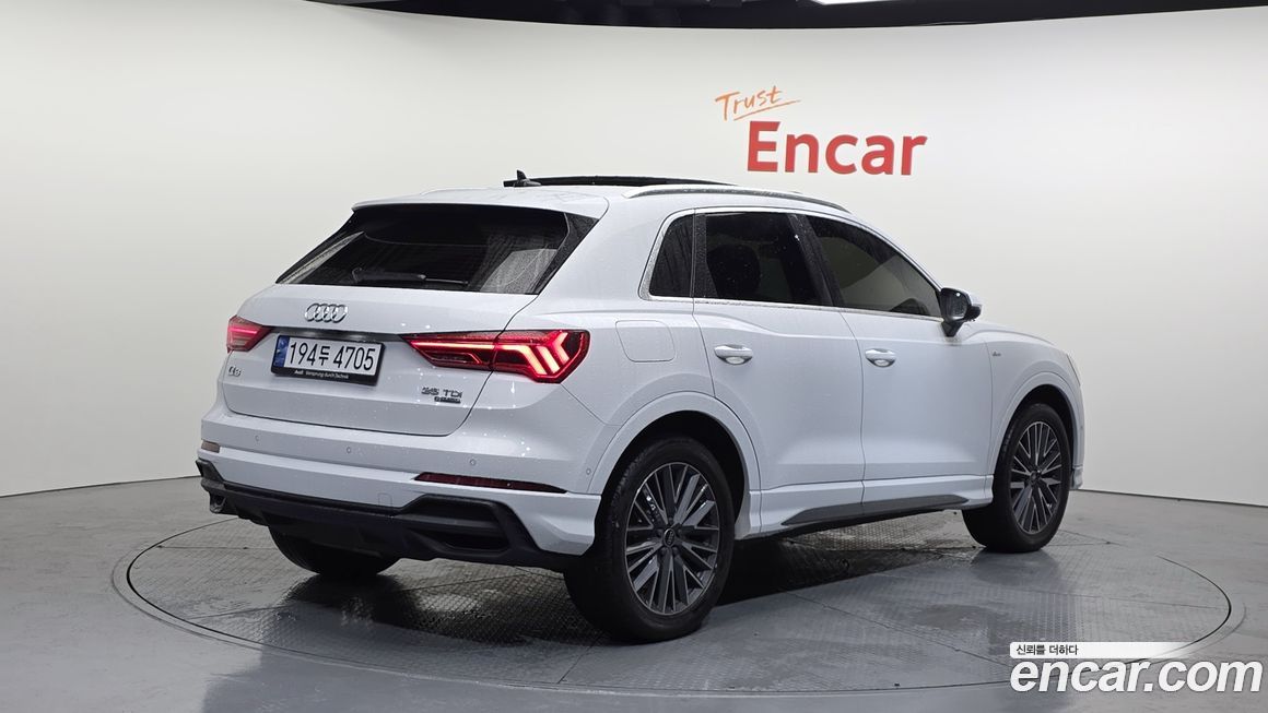 Audi Q3 35 TDI Quattro Premium, 2023