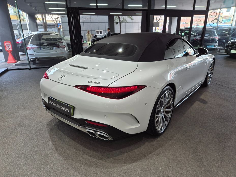 Mercedes-Benz SL-Class AMG SL63 4MATIC+, 2024
