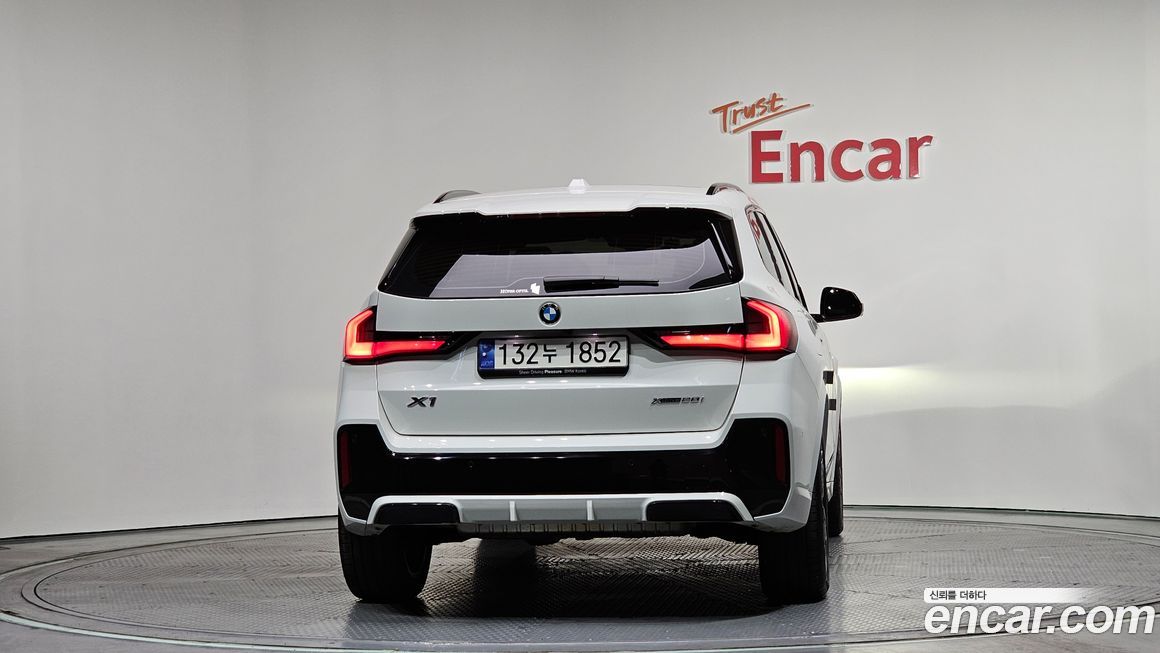 BMW X1 xDrive 20i M Sport, 2024