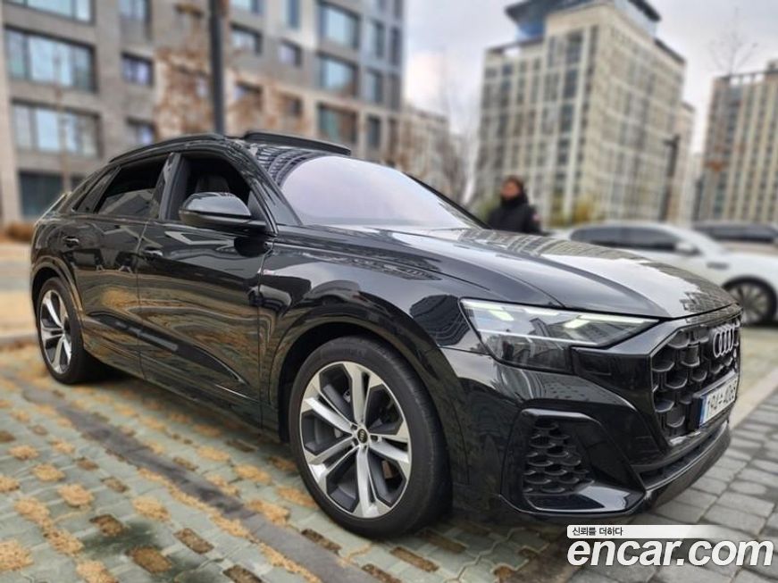 Audi Q8 55 TFSI Quattro Premium, 2025