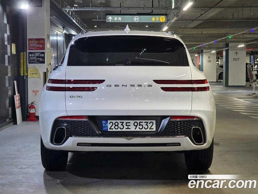 Genesis GV70 2.5T Gasoline 2WD, 2021