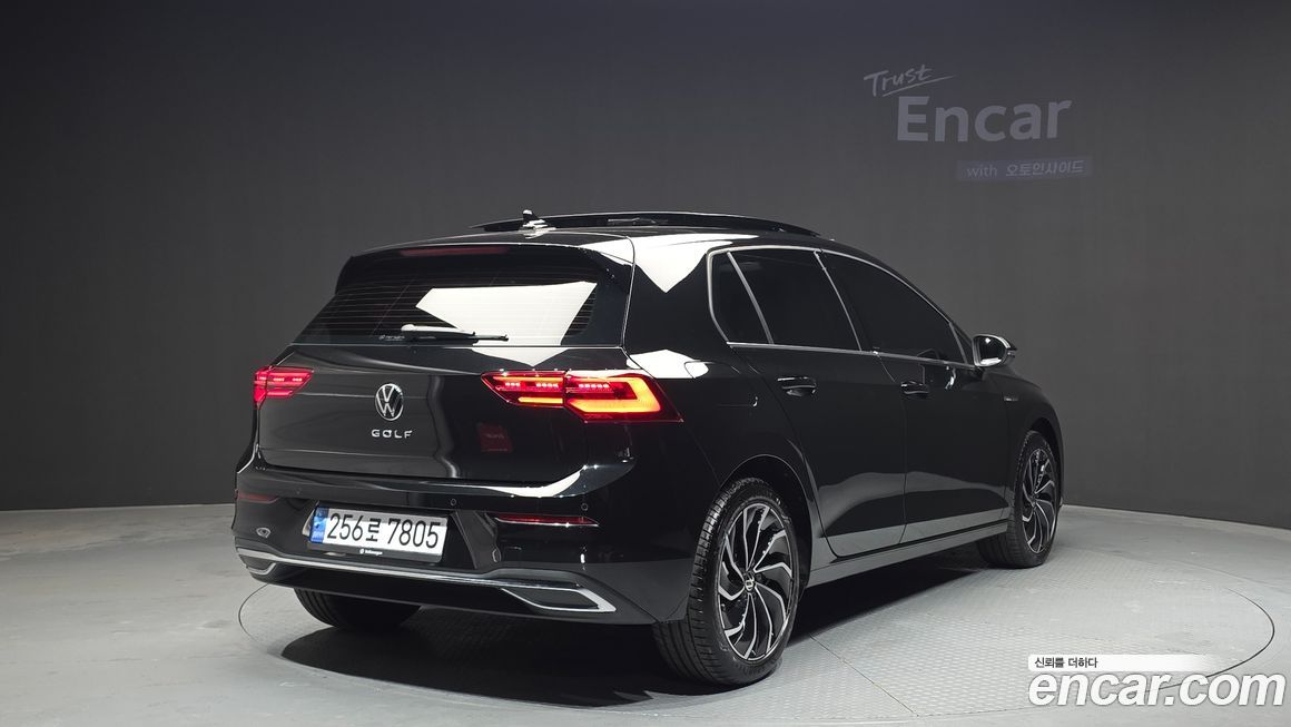 Volkswagen Golf 2.0 TDI Prestige, 2024