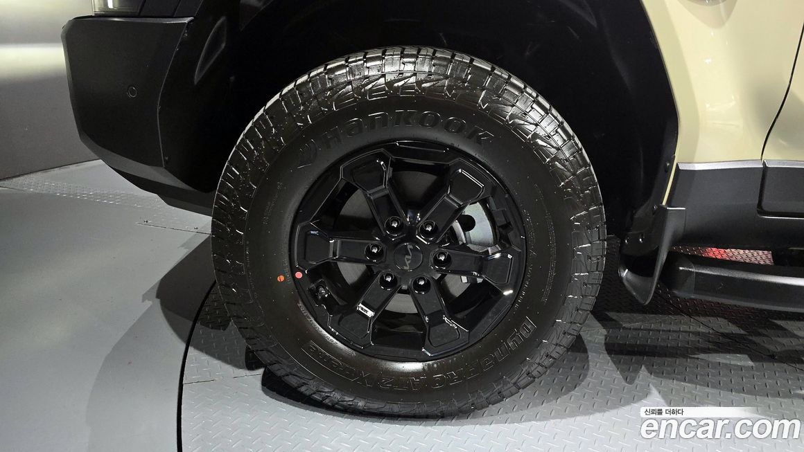 Kia Tasman 2.5T Gasoline 4WD, 2026