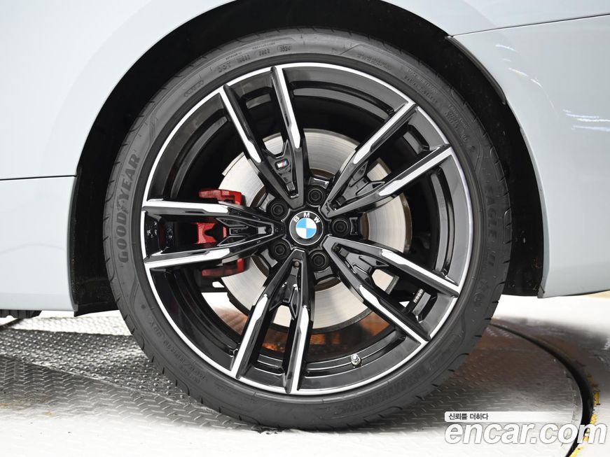 BMW 4-Series M440i xDrive Pro Online Exclusive Convertable, 2025