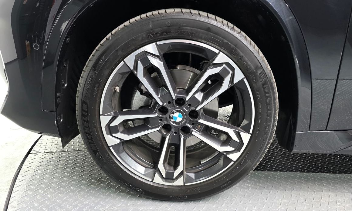 BMW X1 xDrive 20i M Sport, 2025