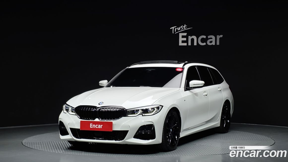 BMW 3-Series 320d Touring M Sport, 2022