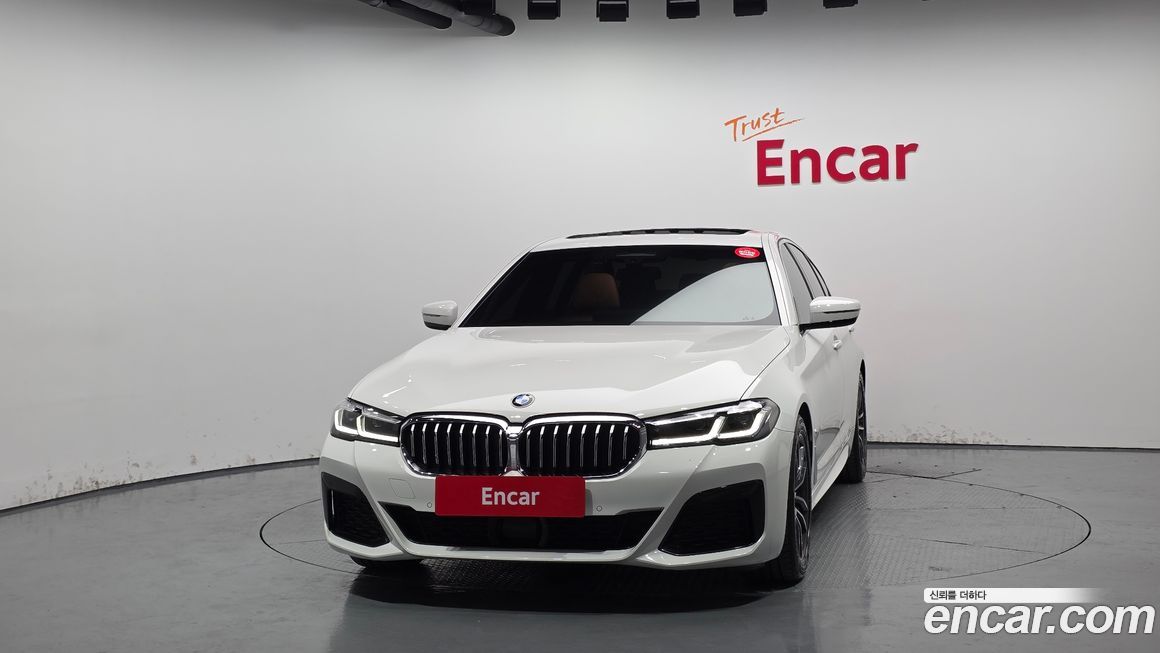 BMW 5-Series 520i M Sport, 2022