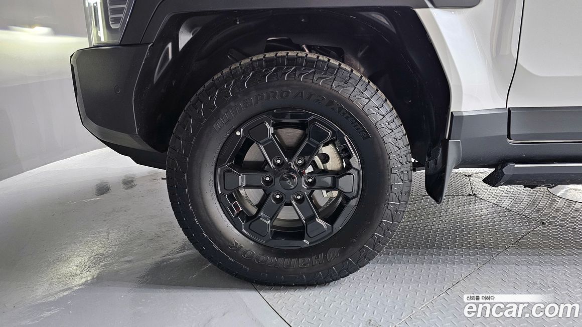 Kia Tasman 2.5T Gasoline 4WD, 2026