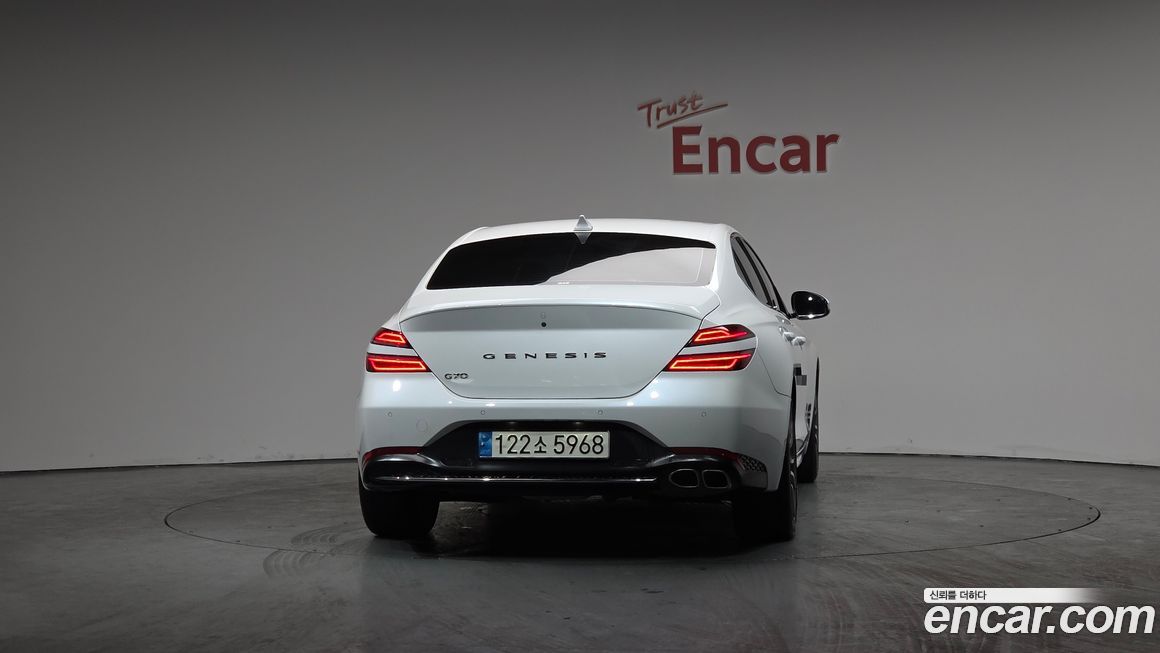 Genesis G70 Gasoline 2.0T 2WD, 2022
