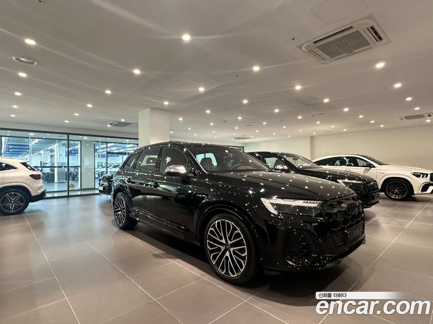 Audi SQ7 4.0 TFSI Quattro, 2026