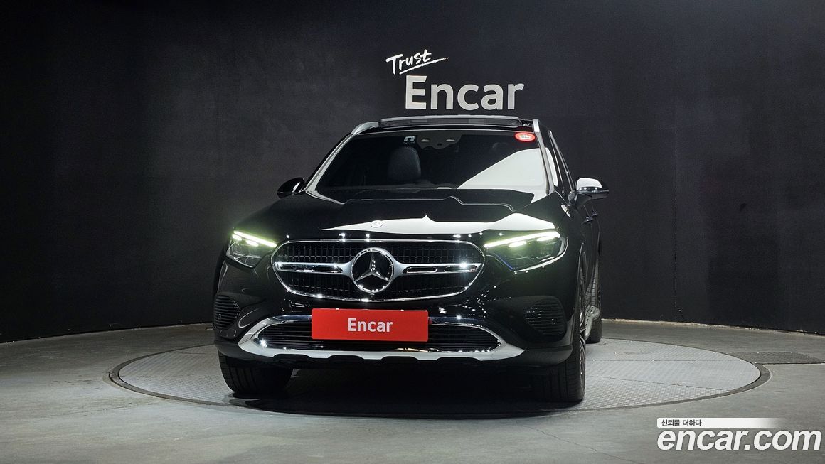 Mercedes-Benz GLC-Class GLC 300 4MATIC Avantgarde, 2025