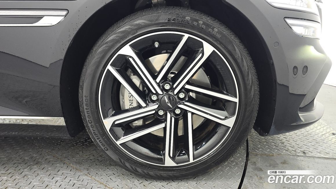 Genesis G80 Gasoline 2.5 Turbo AWD, 2025